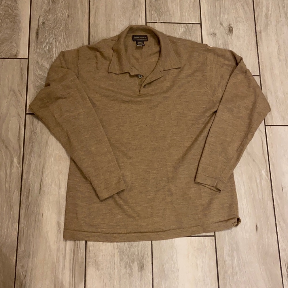 Banana Republic Men’s Sweater Tan